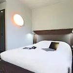Ibis Centre Stade Hotel 3*