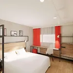 Ibis Centre Stade 3*