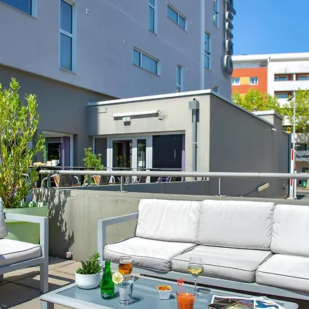 Campanile Ferrand Centre Hotel