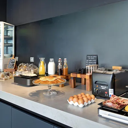 Campanile Ferrand Centre Hotel 3*