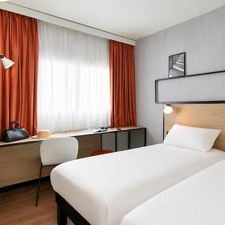 Ibis Centre Stade ホテル クレルモン・フェラン