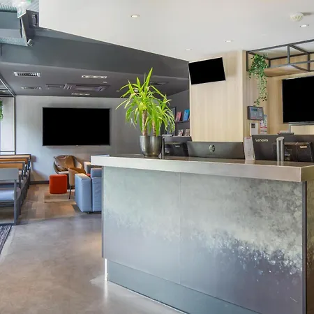 Ibis Centre Stade 3*