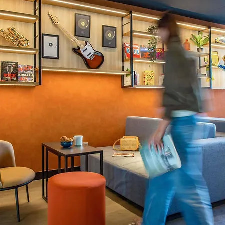 Hotel Ibis Centre Stade 3*