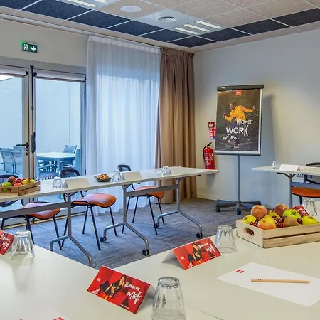 Hotel Ibis Centre Stade 3*