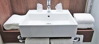 Ibis Centre Stade 3*