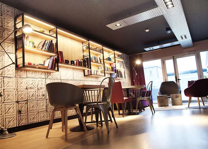 Hotell Campanile Ferrand Centre 3*