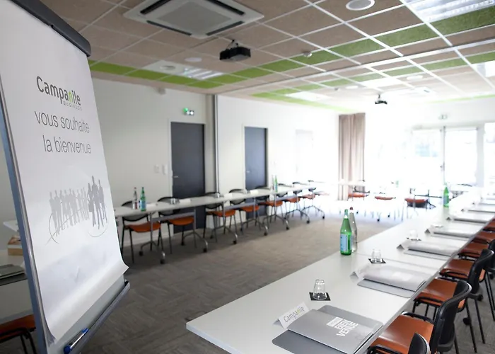 ホテル カンパニール クレルモン フェラン サントル クレルモン・フェラン