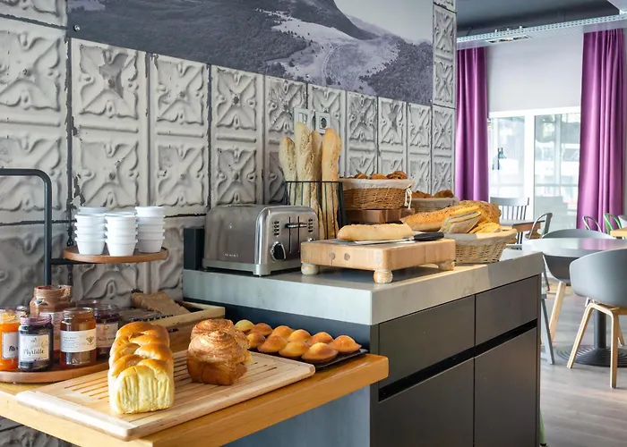 Campanile Ferrand Centre Hotell