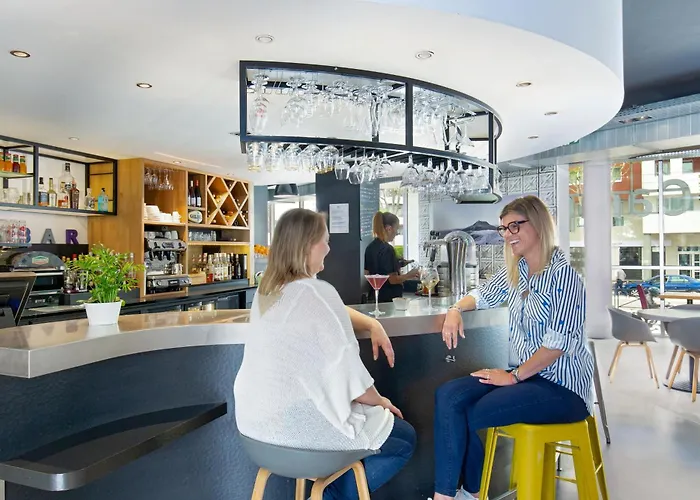 Campanile Ferrand Centre Hotell 3*