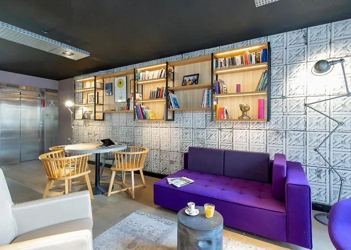 Hotell Campanile Ferrand Centre 3*