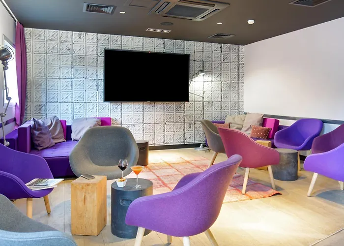 カンパニール クレルモン フェラン サントル 3*