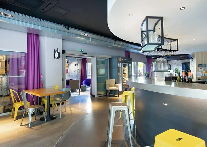 カンパニール クレルモン フェラン サントル クレルモン・フェラン